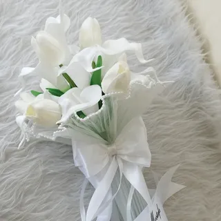 دسته‌گل عروس