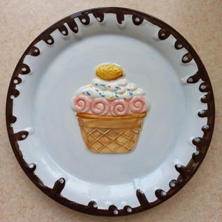 بشقاب کاپ کیک