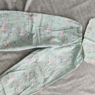 شلوار و پیشبند