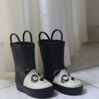 رین بوت بچگانه