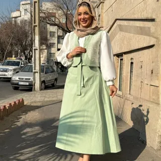 شومیز و جلیقه و دامن