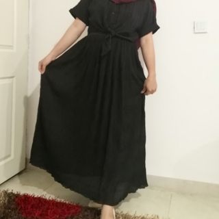 دامن پلیسه