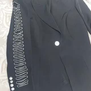 کت و شلوار مشکی کاملا شیک