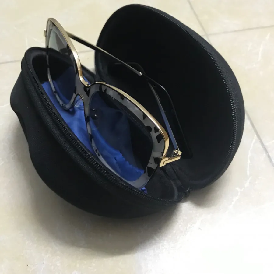 عینک آفتابی