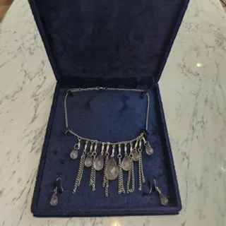 جعبه جواهر مخمل