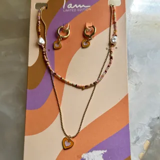 ست گوشواره و گردنبند