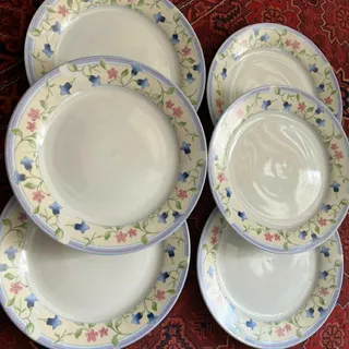 بشقاب چینی