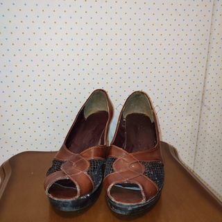 کفش چرم تابستانی