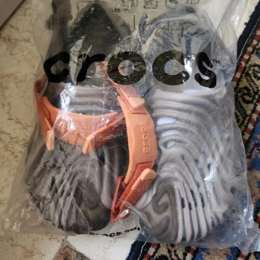 کراکس بمبوری