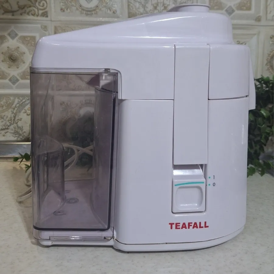 آبمیوه گیری تفال