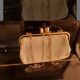 کیف دستی سفیدوطلایی