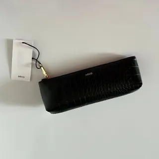 کیف آرایش Mango