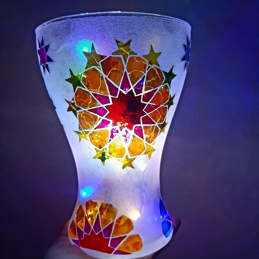 گلدان تزیینی با طرح سنتی
