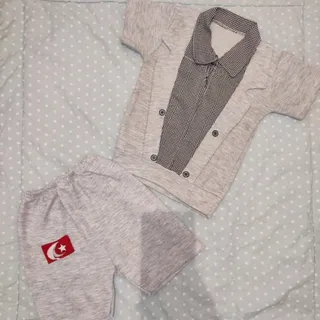 تیشرت و شلوارک