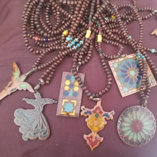 گردنبند دست ساز چوبی