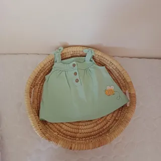 پیراهن نوزادی