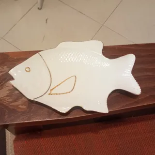 دیس ماهی لب طلایی