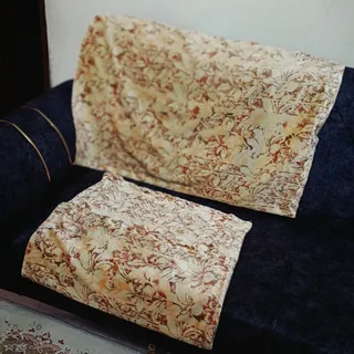 رو بالشی مخملی لطیف