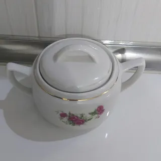 قندان گل سرخی
