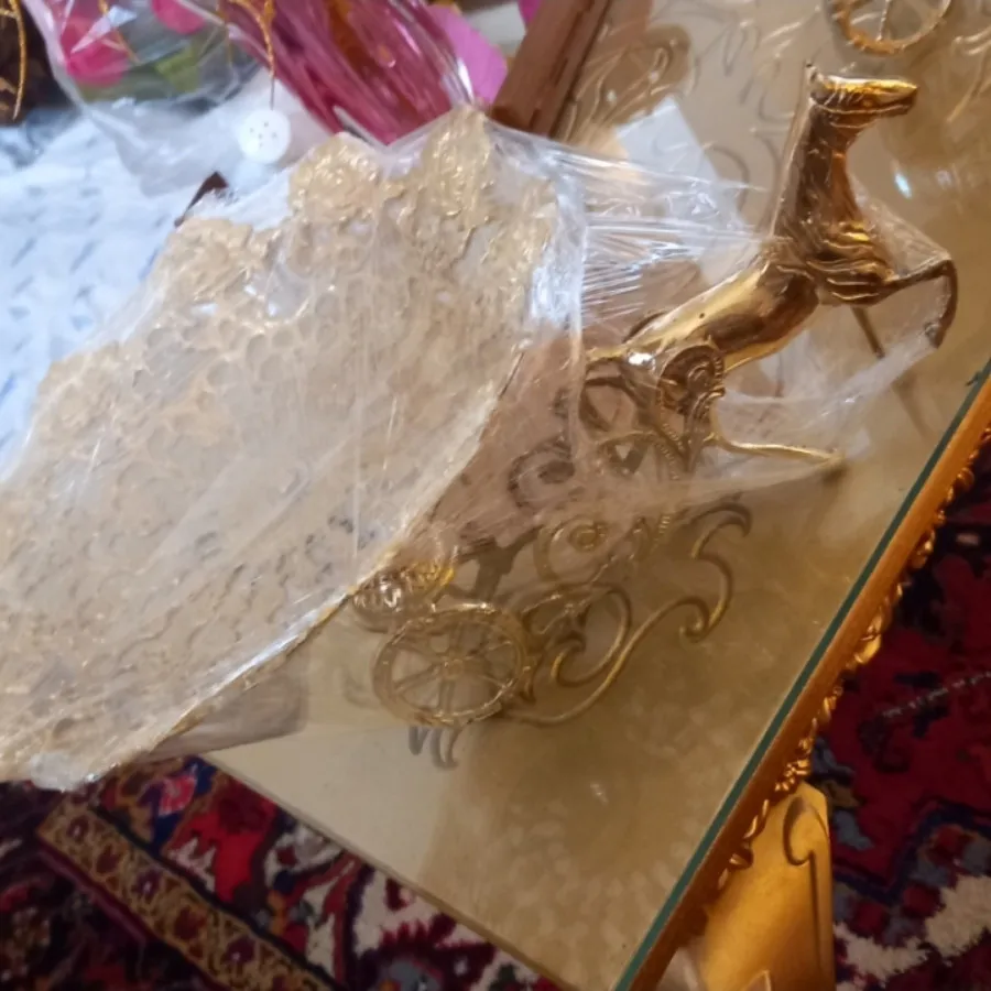 میوه خوری برنز کالسکه اسب