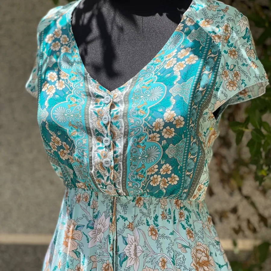 پیراهن ساحلی