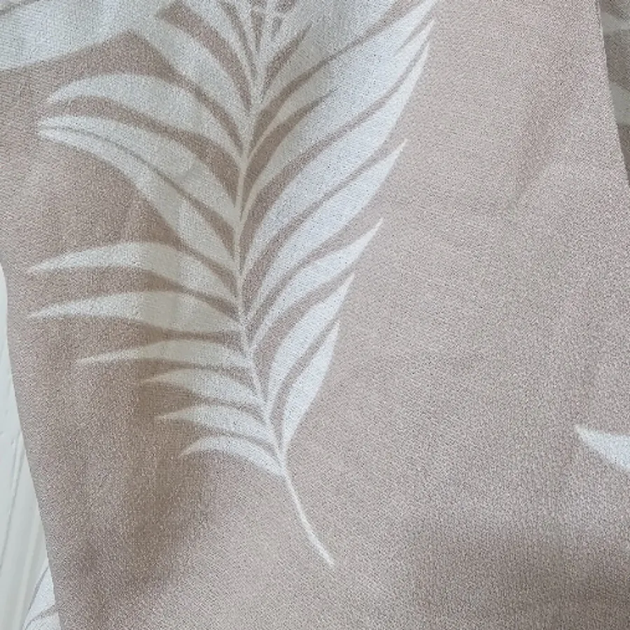 لباس گلدار?