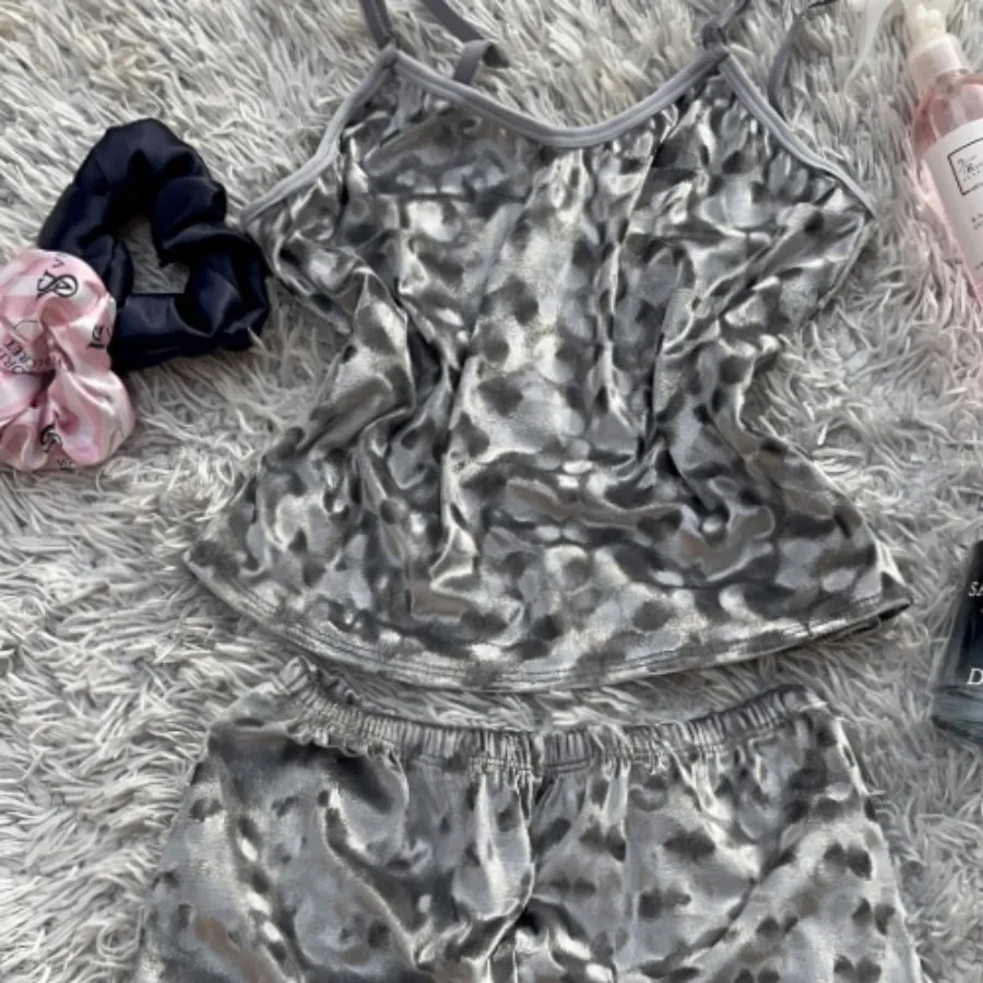 تاپ شورتک مخمل