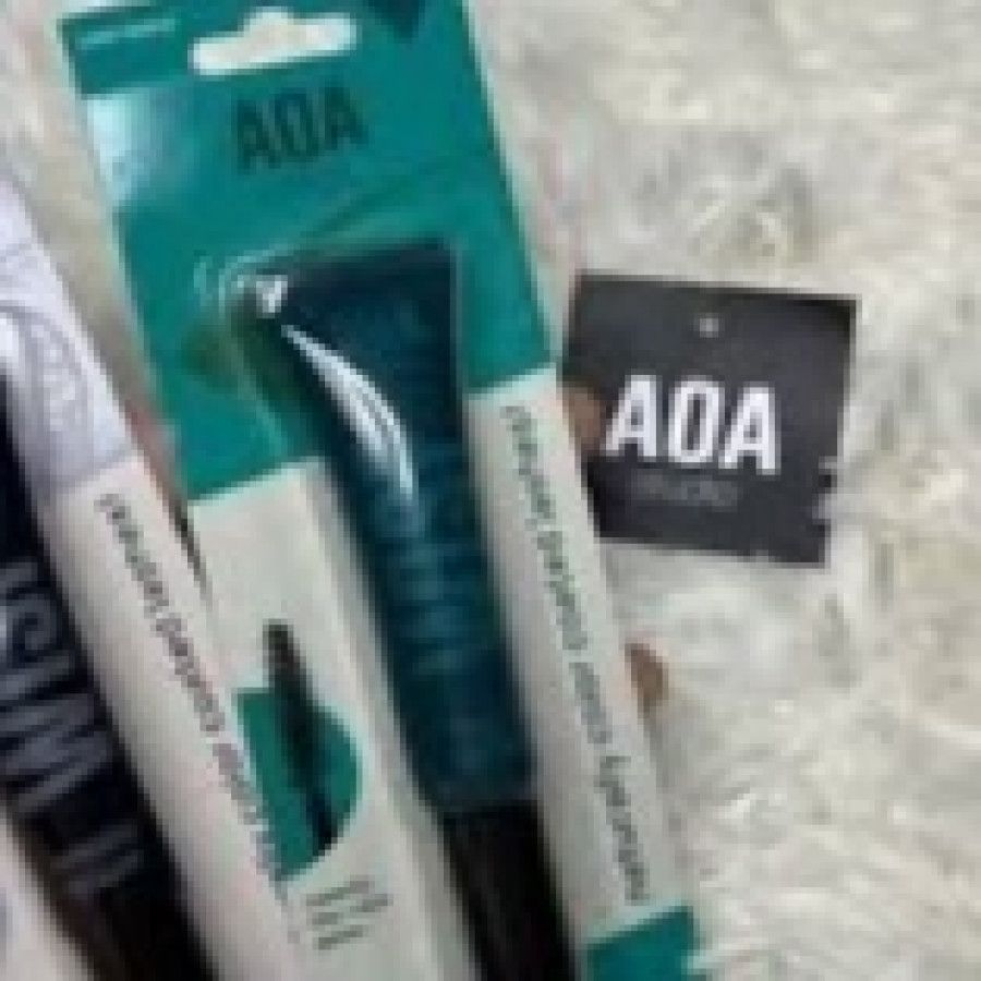 ریمل AoA