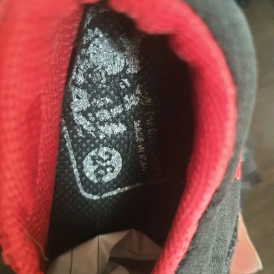 کفش بچه گانه