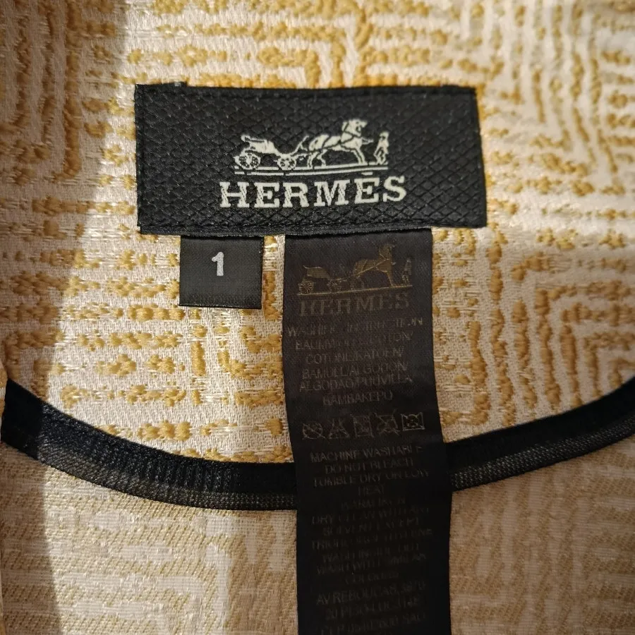 مانتو کتی ژاکارد، هرمس