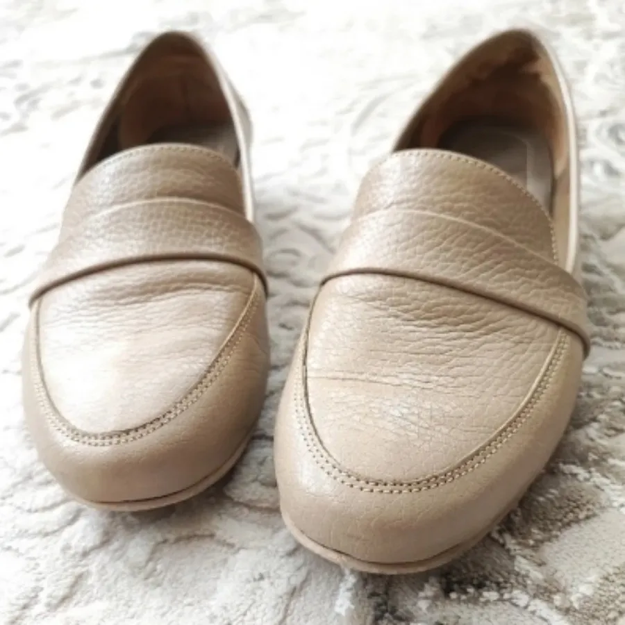 کفش خوش رنگ و برند