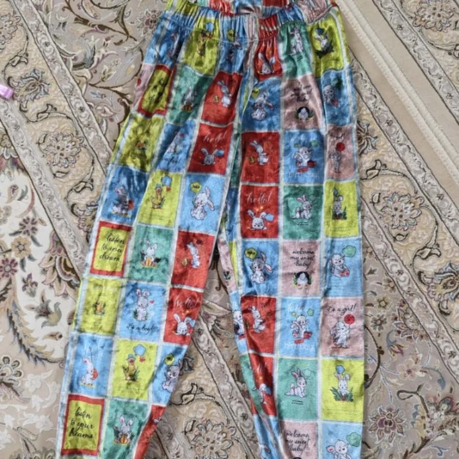 بلوز و شلوار بچگانه