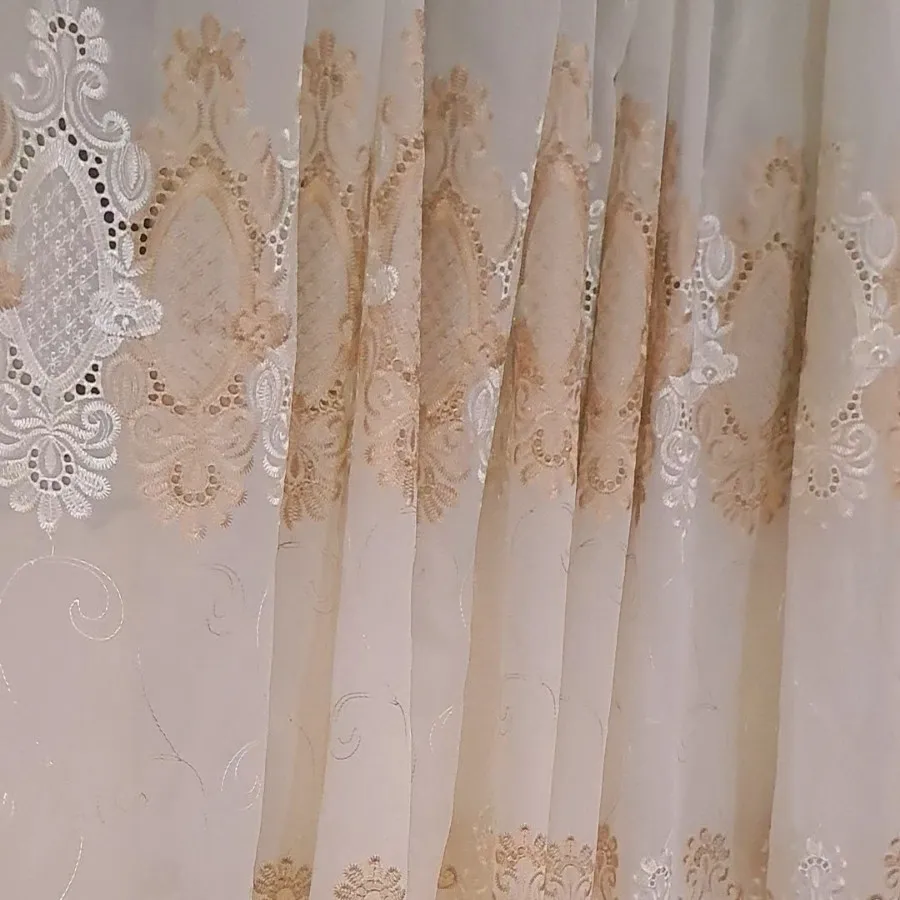 پرده پلیسه بلند