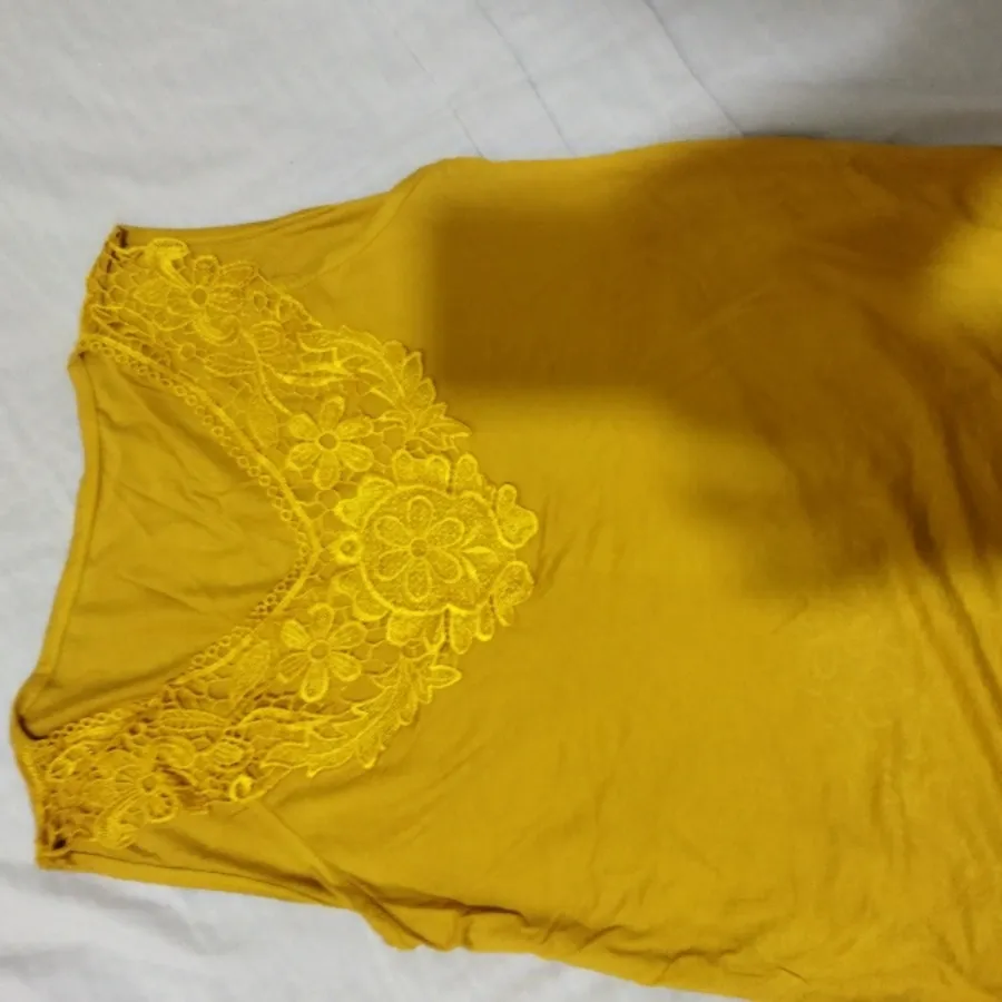 تاپ کتی مجلسی یقه گیپوری