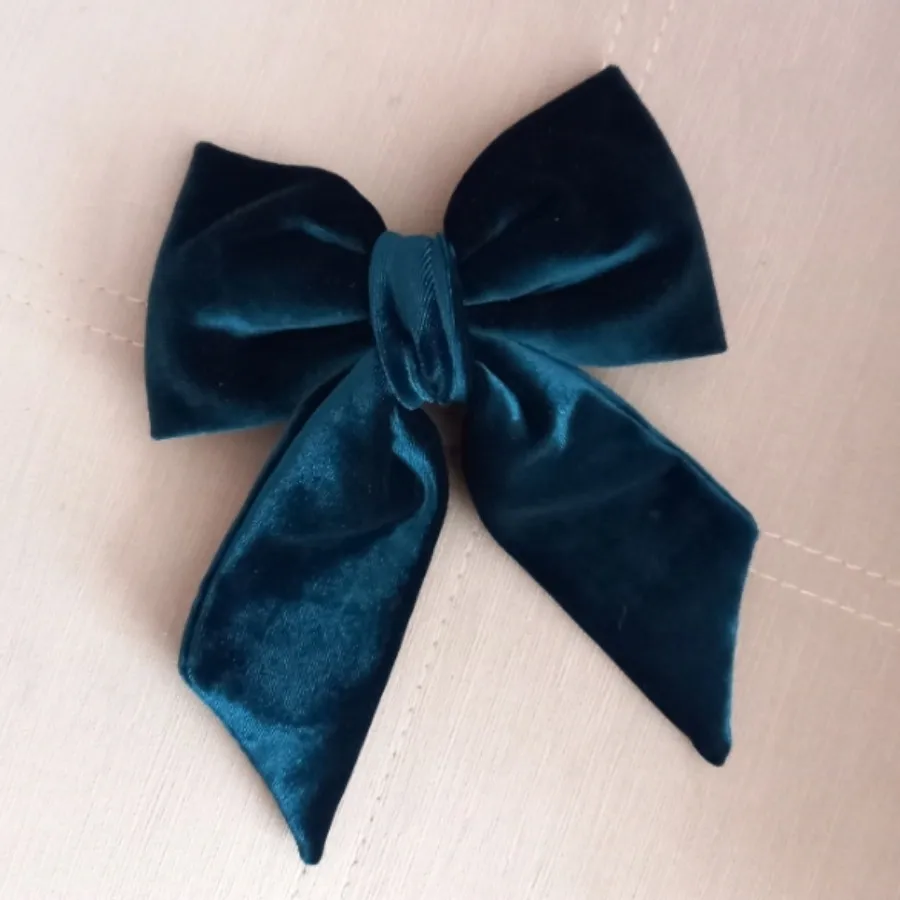 گیره مو پاپیونی