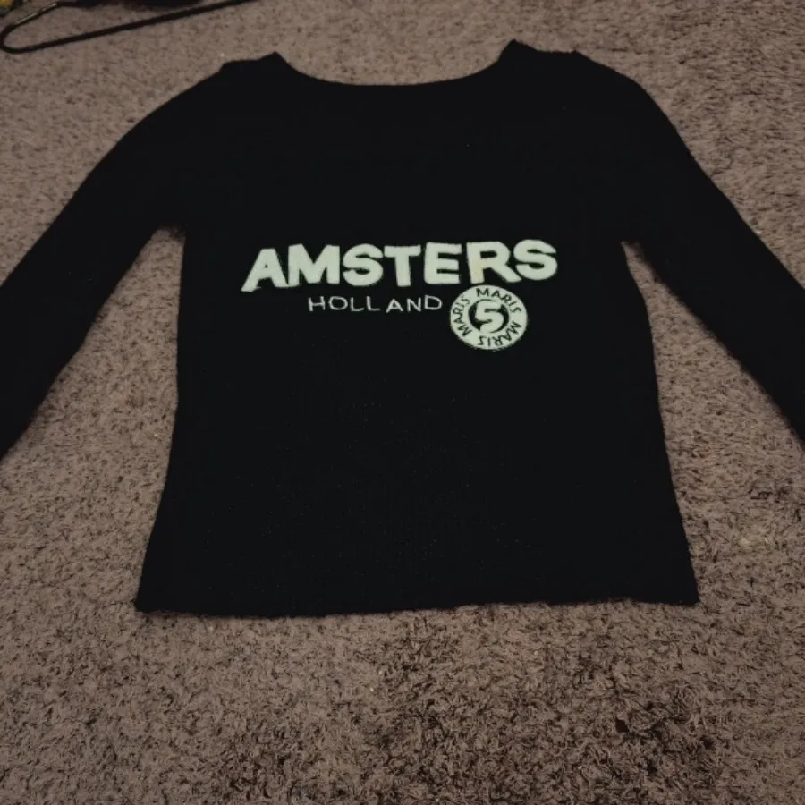 بلوز کراپ استین بلند بافت