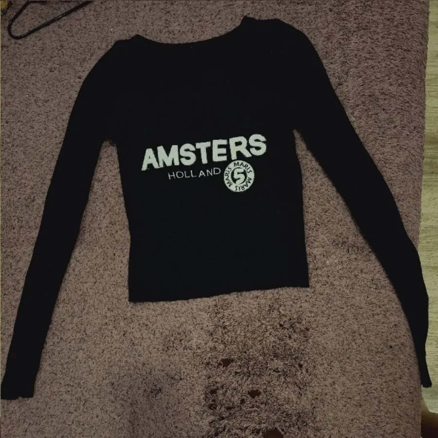 بلوز کراپ استین بلند بافت