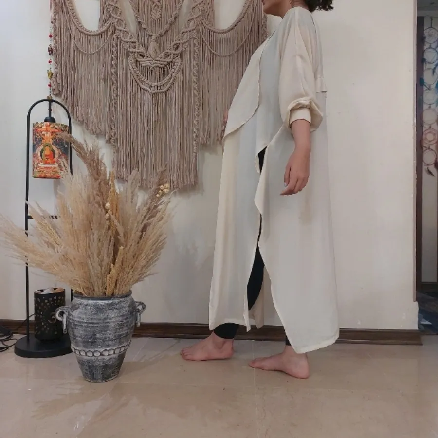 مانتو کرمی رنگ