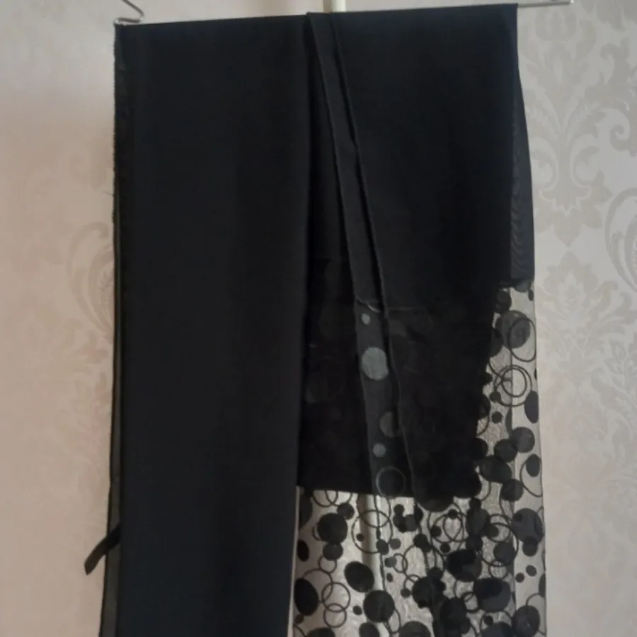 شال مشکی مجلسی