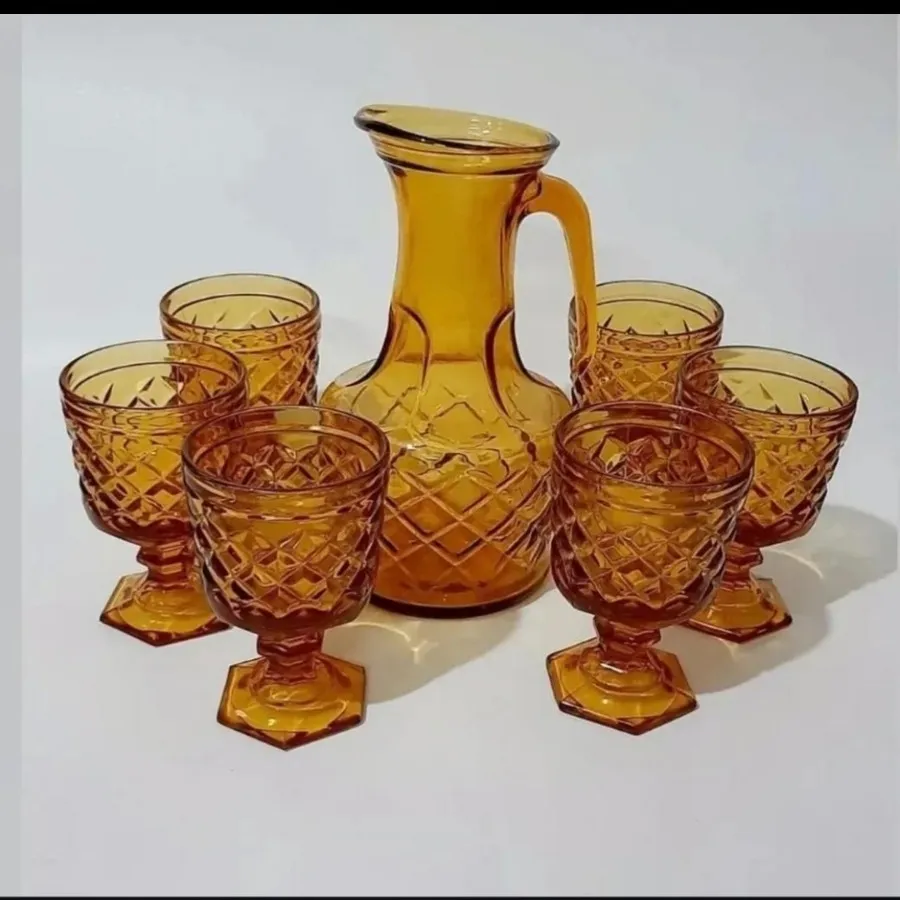 پارچ و لیوان عتیقه