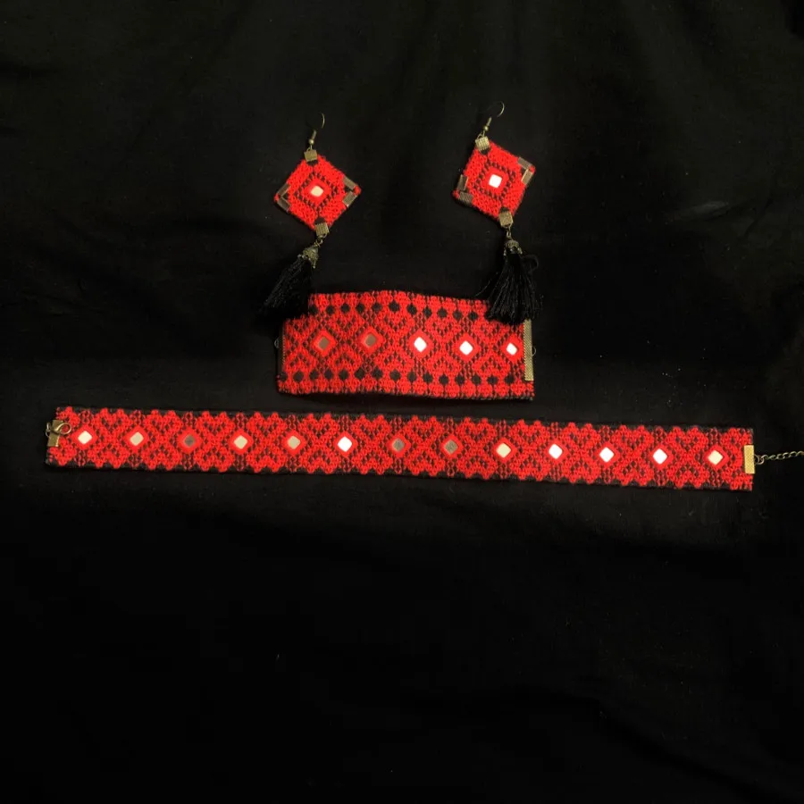 ست سوزندوزی آینه کار دست