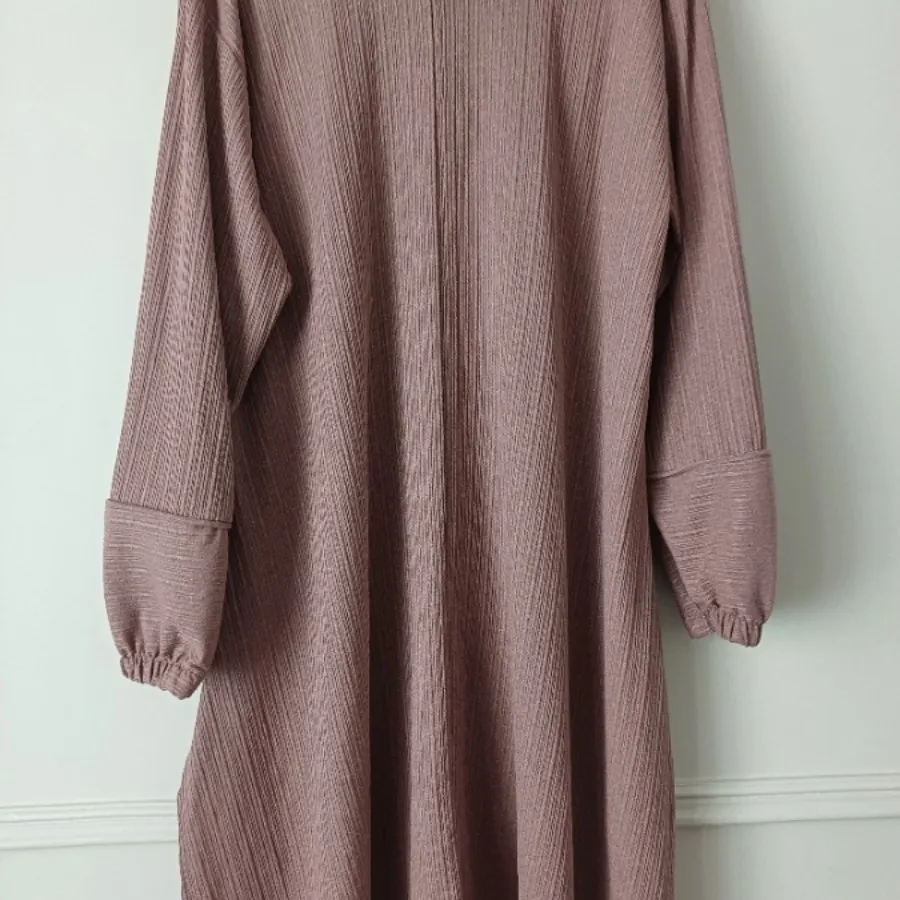 پیراهن یا مانتو