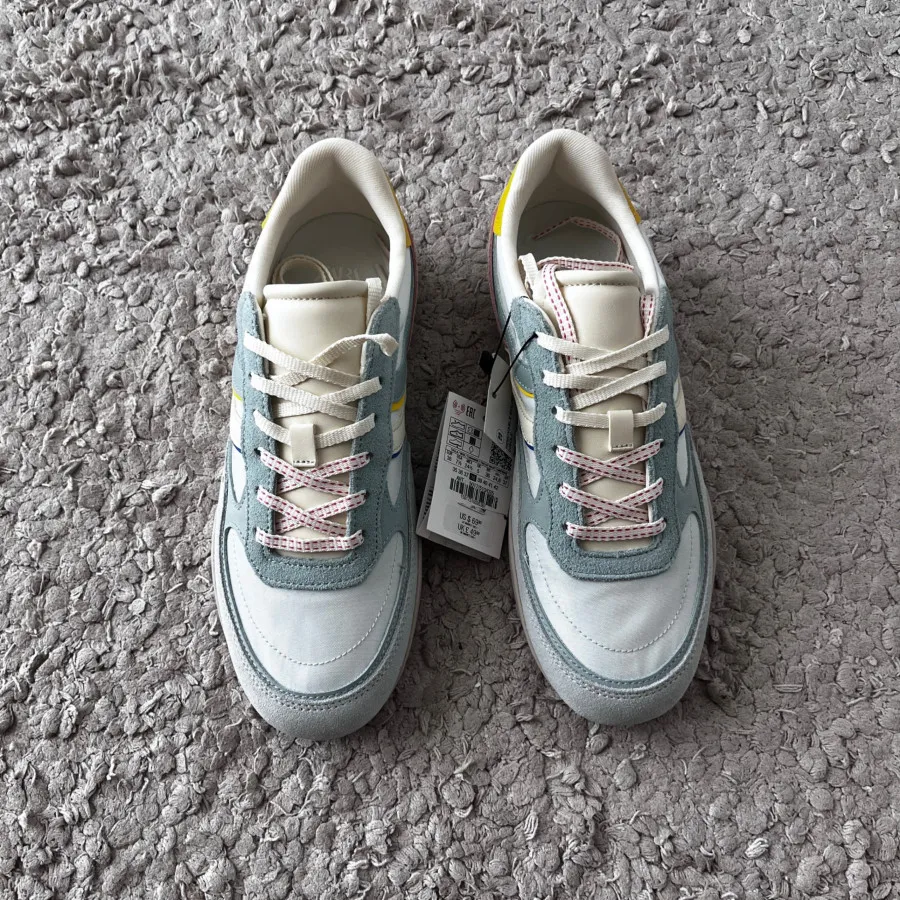 کتونی رنگی زارا