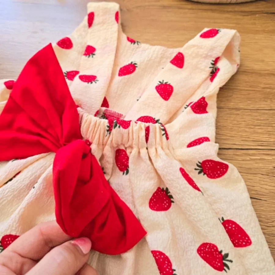 پیراهن بچگانه