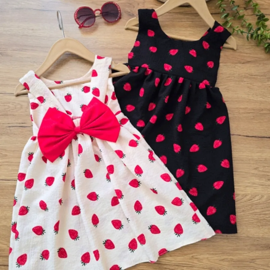 پیراهن بچگانه