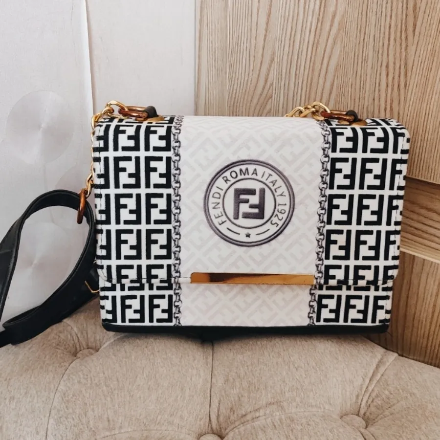 شومیز و کیف فندی