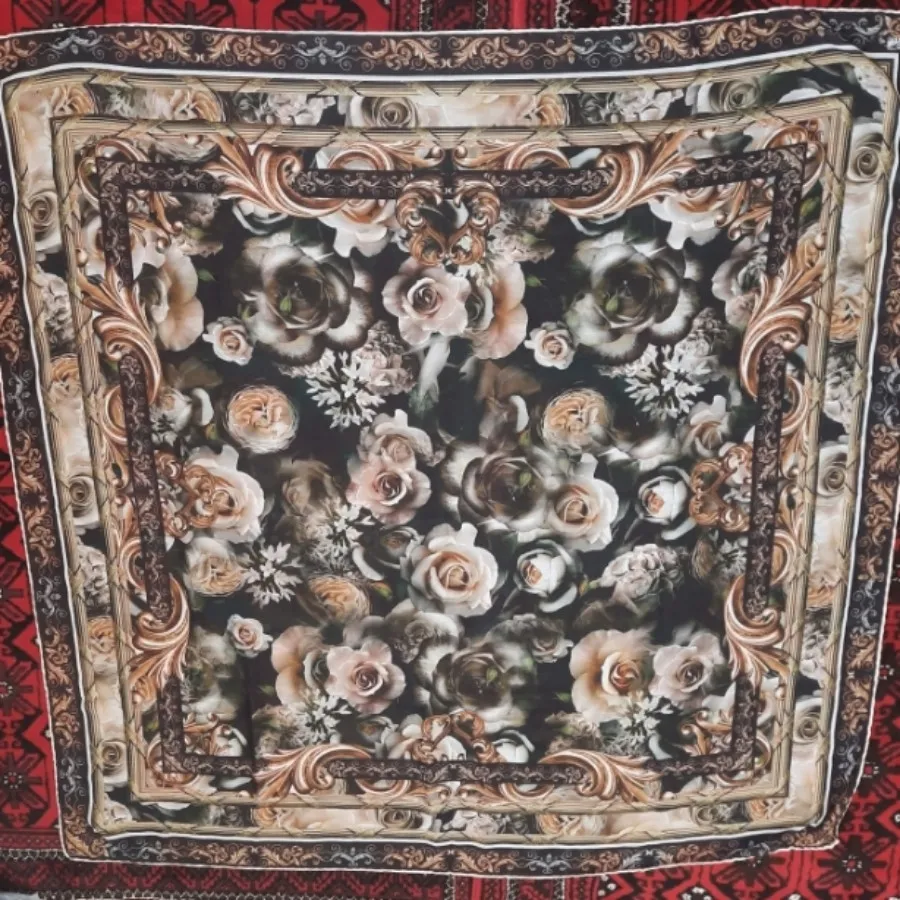روسری مجلسی رز سفید 140