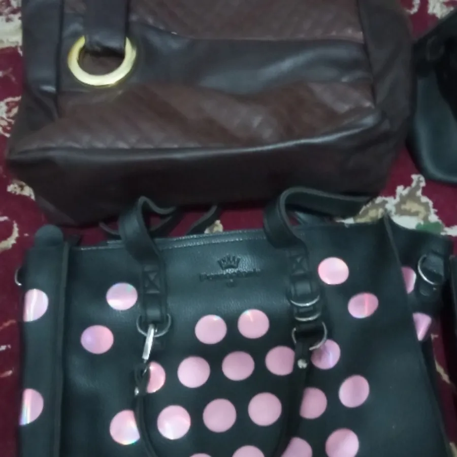 کیف ها در حد نو هست