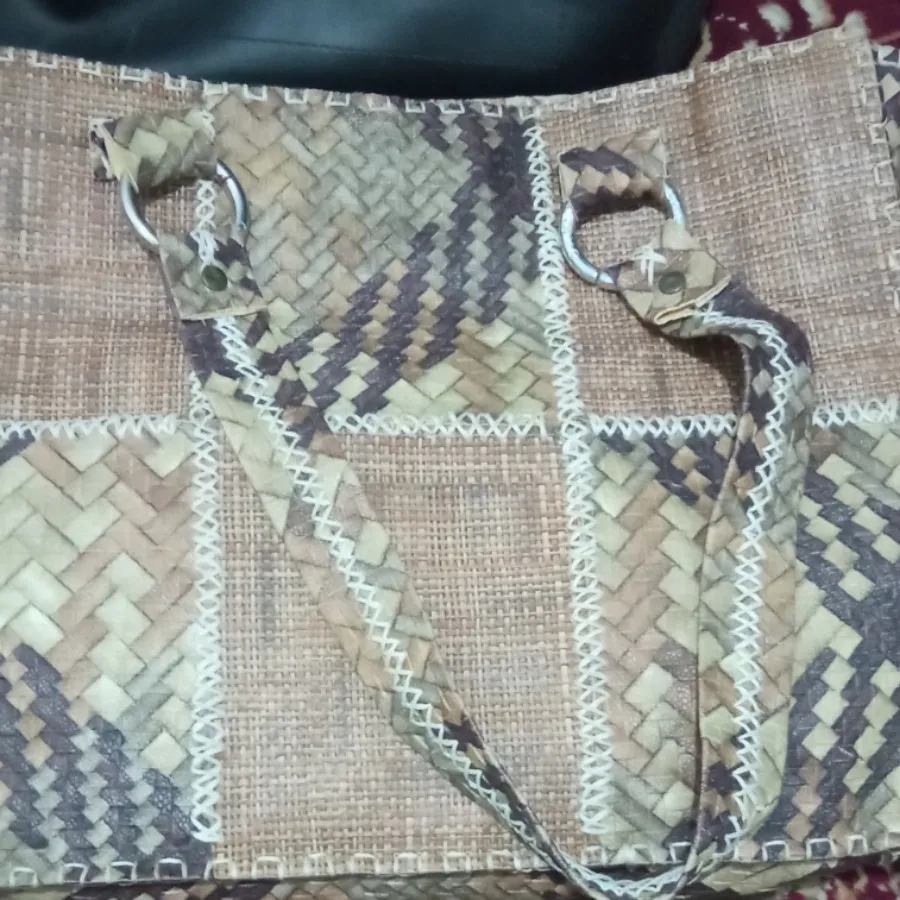 کیف ها در حد نو هست