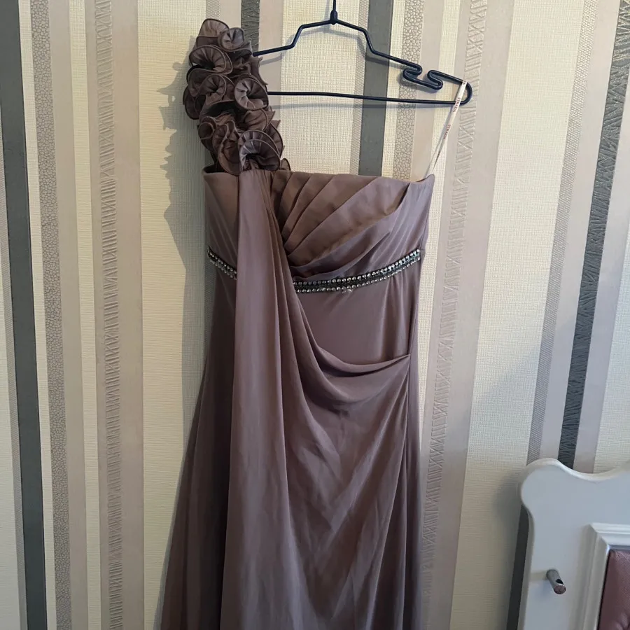 پیراهن مجلسی